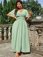 Fashion Dress with Fitted Style, Moderate