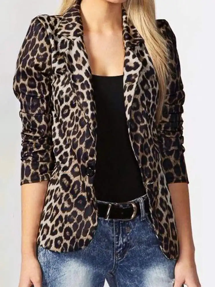 Curve Leopard Blazer