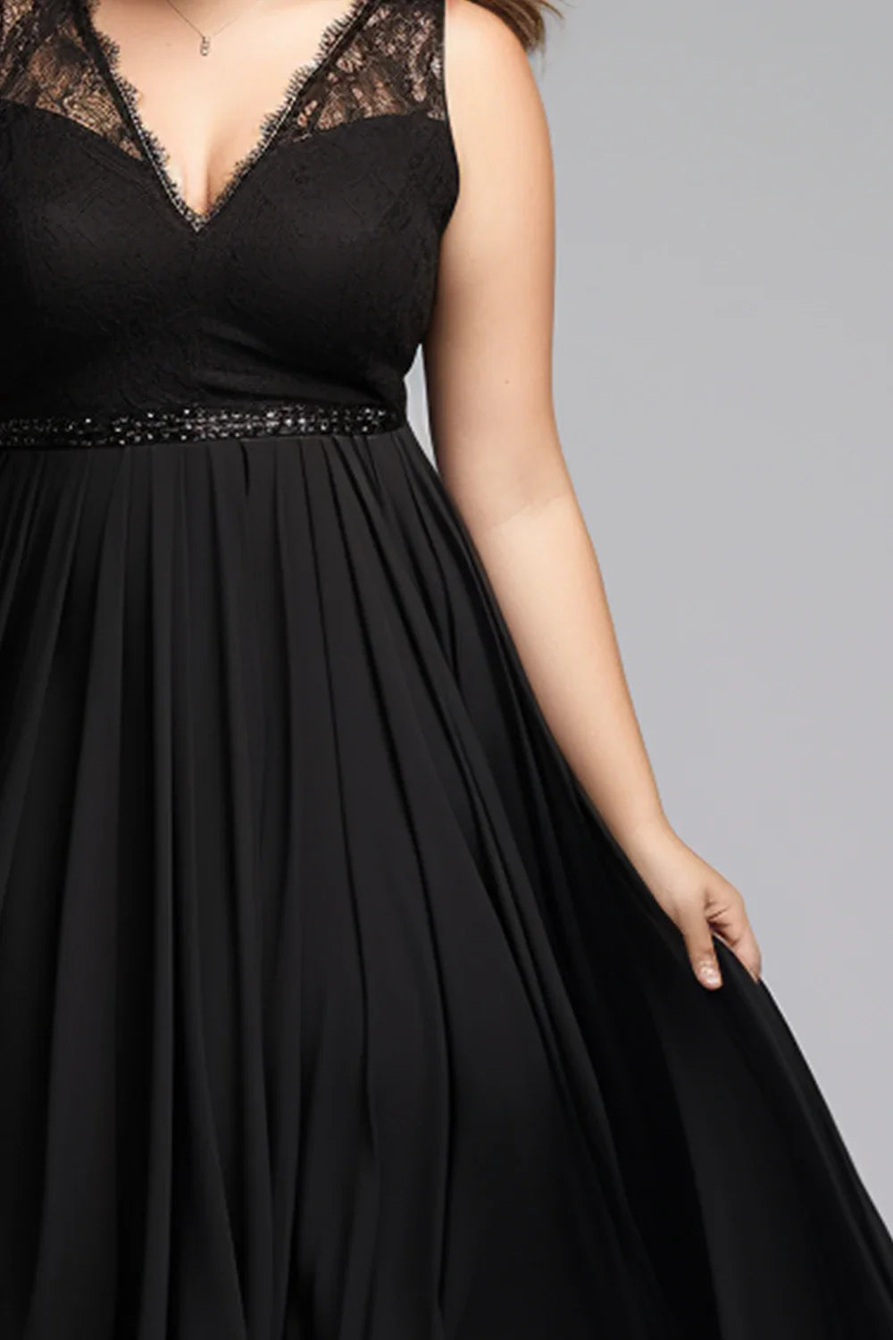 Chiffon Sleeveless Empire Waist Tea-Length Dress