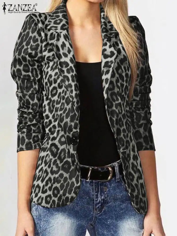 Curve Leopard Blazer